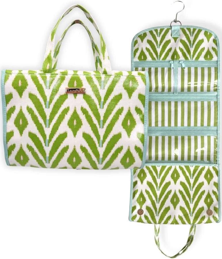 Petite Fond Green  Hanging Travel Case